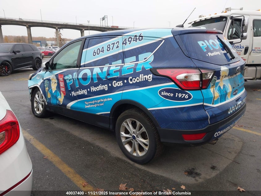 1FMCU9GD9HUD70331 2017 FORD ESCAPE photo no. 3