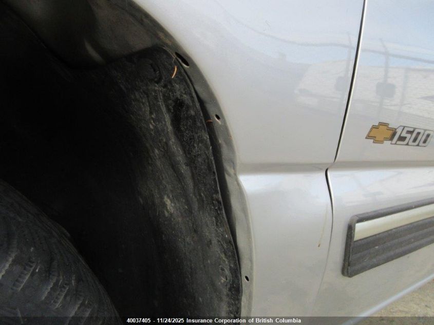 2001 Chevrolet Silverado C1500 VIN: 1GCEC19V11Z232847 Lot: 40037405