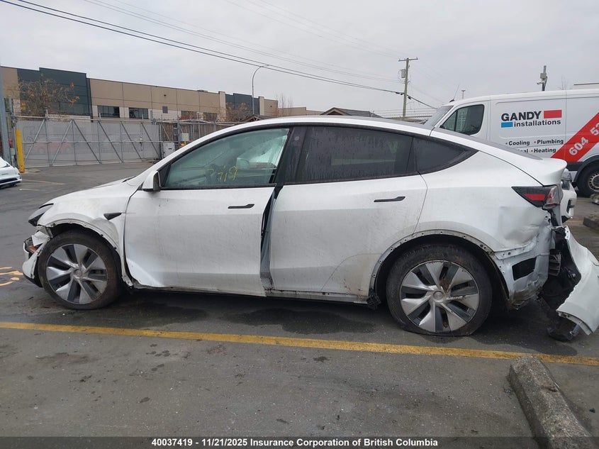 LRWYGDFD0PC902864 2023 TESLA MODEL Y photo no. 14