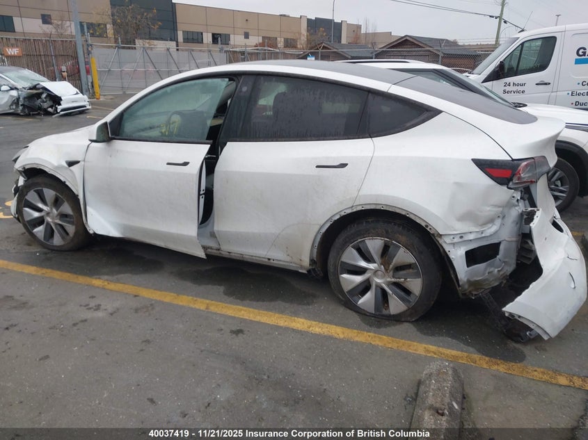 LRWYGDFD0PC902864 2023 TESLA MODEL Y photo no. 3