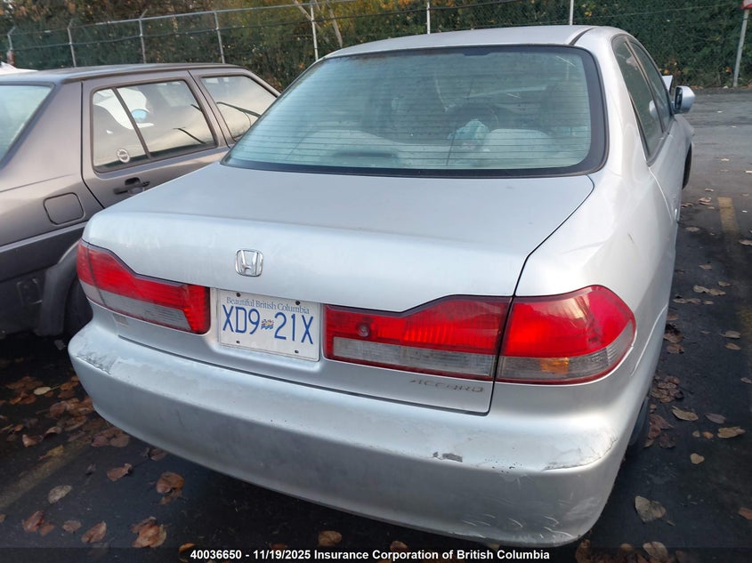 1HGCG56472A805153 2002 HONDA ACCORD photo no. 17