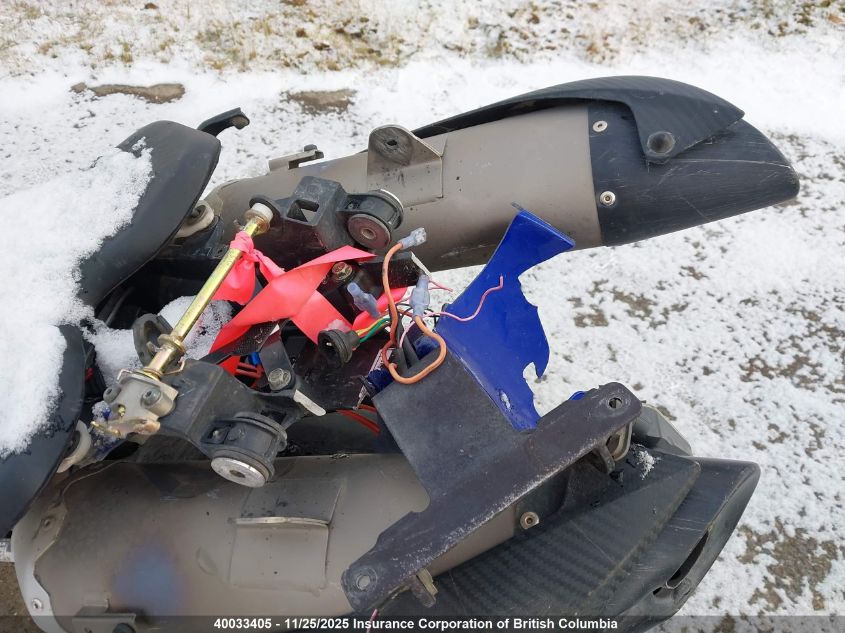 2004 Yamaha Yzfr1 VIN: JYARN13N14A000722 Lot: 40033405