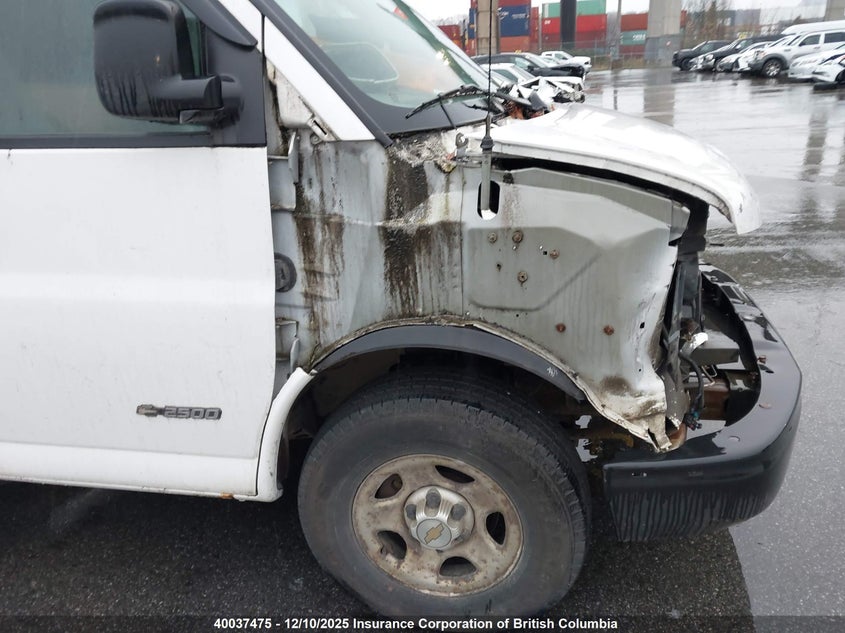 1GCFG25T841244886 2004 CHEVROLET EXPRESS photo no. 23