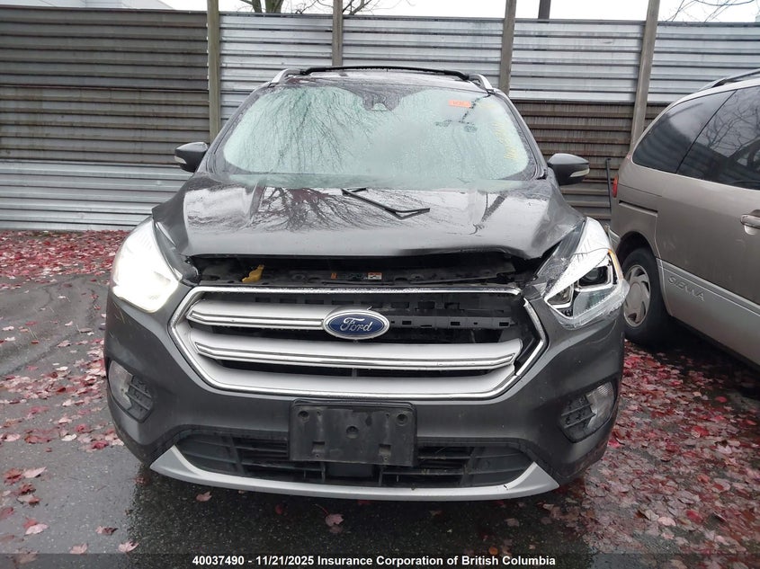 1FMCU9J90JUA13971 2018 FORD ESCAPE photo no. 12