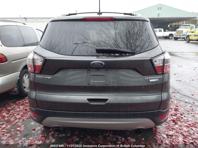 1FMCU9J90JUA13971 2018 FORD ESCAPE photo no. 16