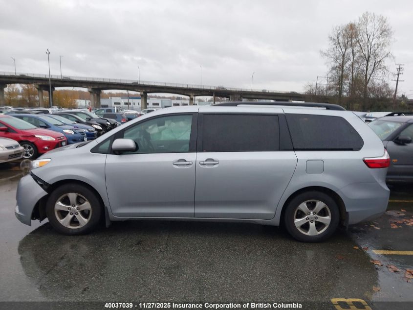 2015 Toyota Sienna Le VIN: 5TDKK3DC4FS609400 Lot: 40037039