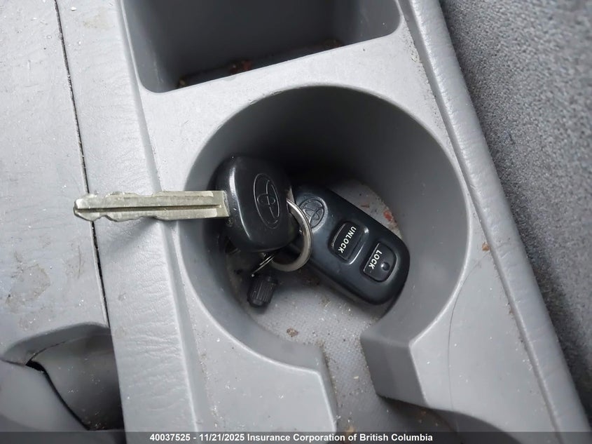 2T1BR32E47C838895 2007 TOYOTA COROLLA photo no. 11