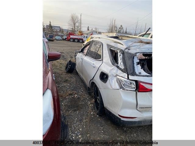 2GNAXUEV9M6122193 2021 CHEVROLET EQUINOX photo no. 3