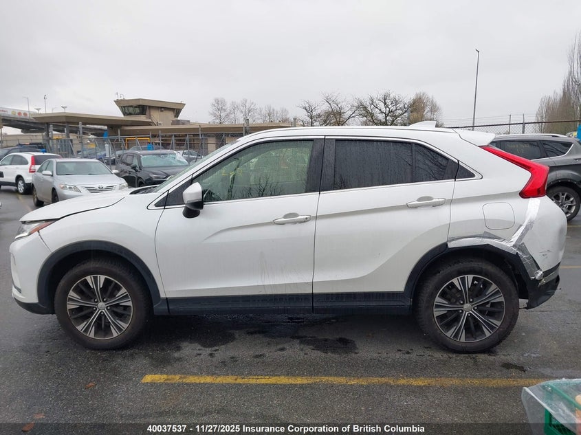 JA4AT3AA9LZ603222 2020 MITSUBISHI ECLIPSE CROSS photo no. 14