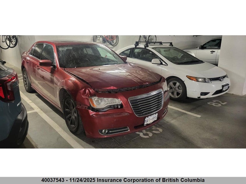 2C3CCAAG6DH575862 2013 CHRYSLER 300 photo no. 10