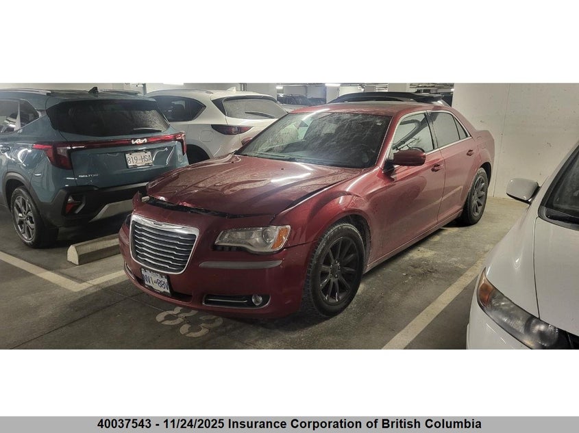 2C3CCAAG6DH575862 2013 CHRYSLER 300 photo no. 2