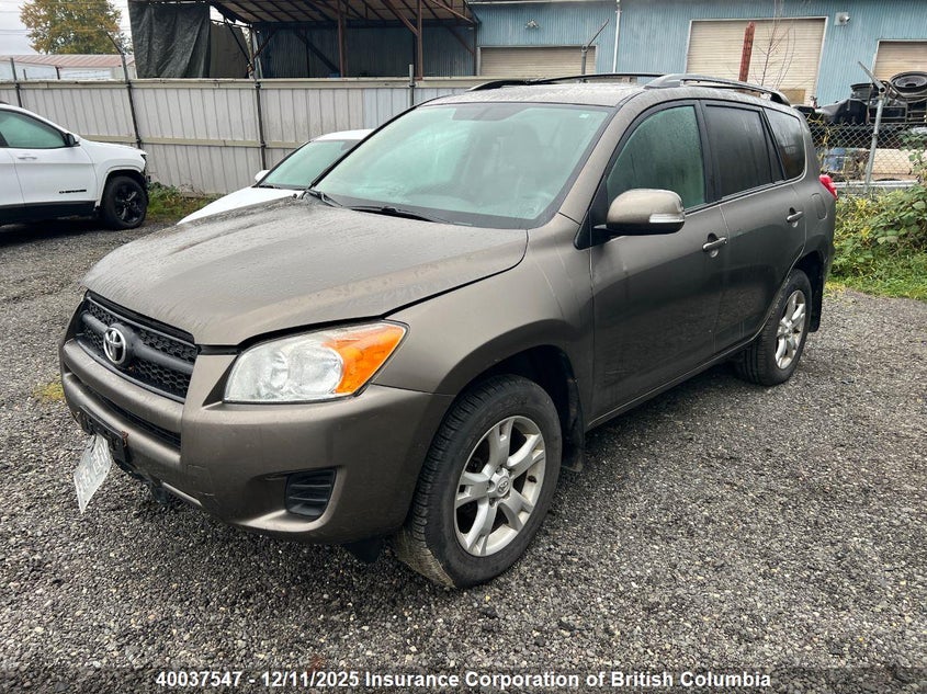 2T3BF4DV1BW167261 2011 TOYOTA RAV 4 photo no. 2