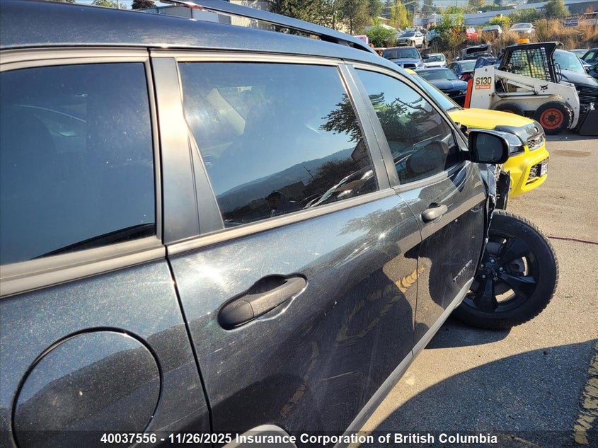 2016 Jeep Cherokee Sport VIN: 1C4PJMAB5GW353327 Lot: 40037556