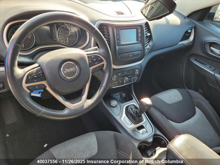 2016 Jeep Cherokee Sport VIN: 1C4PJMAB5GW353327 Lot: 40037556