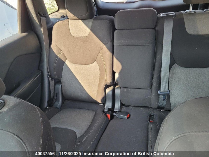 2016 Jeep Cherokee Sport VIN: 1C4PJMAB5GW353327 Lot: 40037556