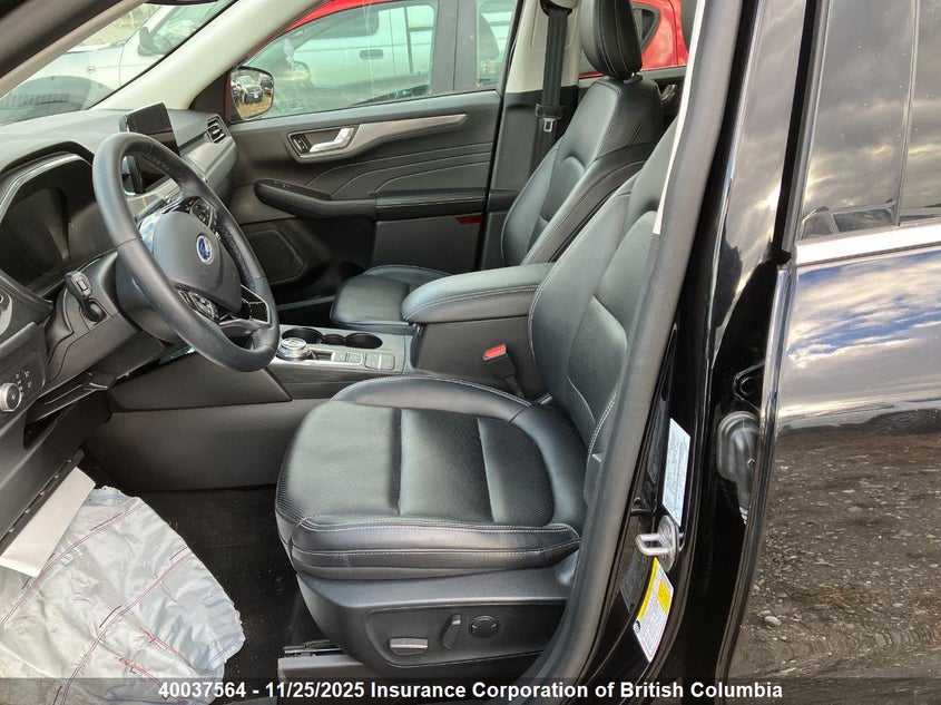 2021 Ford Escape Titanium VIN: 1FMCU9J92MUA79491 Lot: 40037564