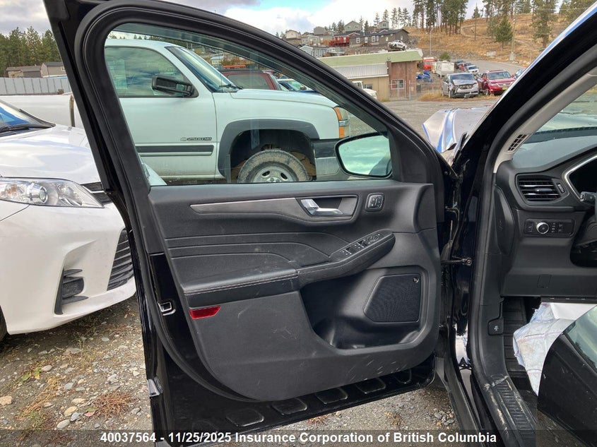 2021 Ford Escape Titanium VIN: 1FMCU9J92MUA79491 Lot: 40037564