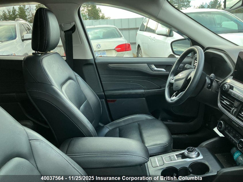 2021 Ford Escape Titanium VIN: 1FMCU9J92MUA79491 Lot: 40037564