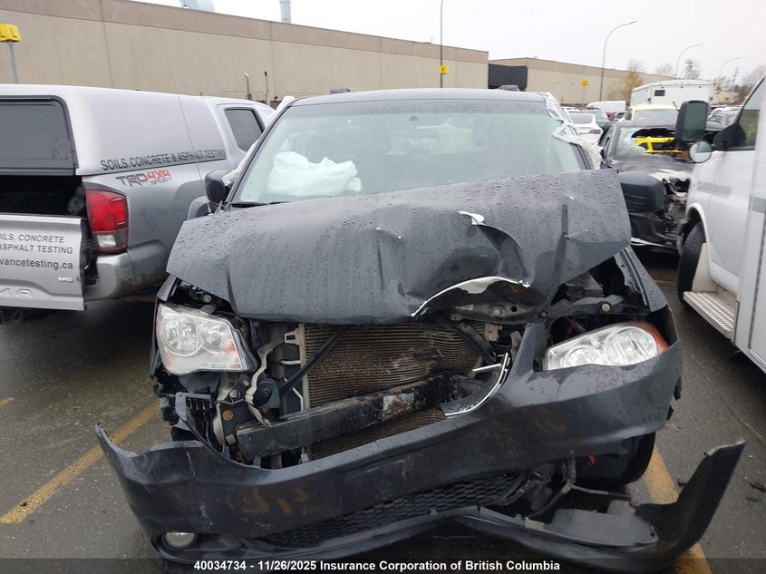 2013 Dodge Grand Caravan Crew VIN: 2C4RDGDG4DR592431 Lot: 40034734