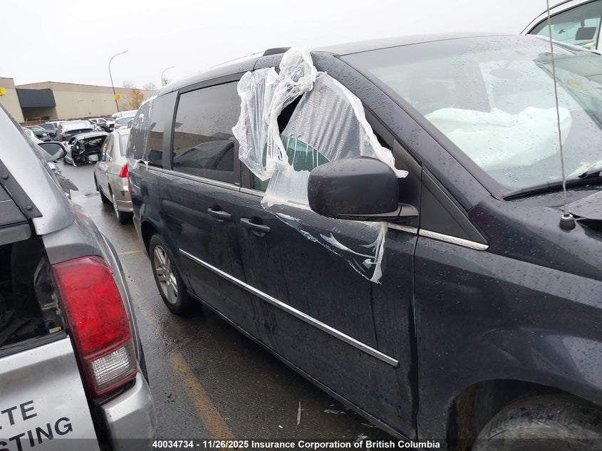 2013 Dodge Grand Caravan Crew VIN: 2C4RDGDG4DR592431 Lot: 40034734