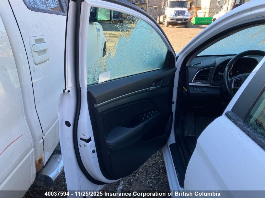 2017 Hyundai Elantra Se/Value/Limited VIN: KMHD84LF8HU100851 Lot: 40037594