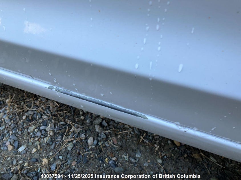 2017 Hyundai Elantra Se/Value/Limited VIN: KMHD84LF8HU100851 Lot: 40037594