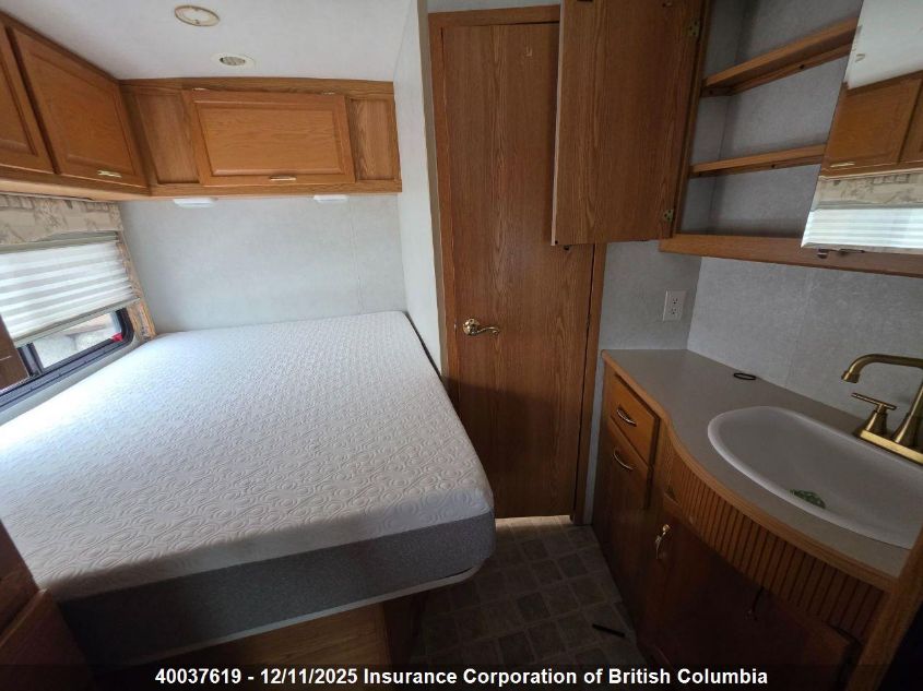 2005 Ford Econoline E450 Super Duty Cutwy Van VIN: 1FDXE45S45HA39793 Lot: 40037619