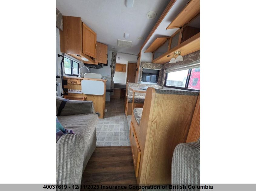 2005 Ford Econoline E450 Super Duty Cutwy Van VIN: 1FDXE45S45HA39793 Lot: 40037619