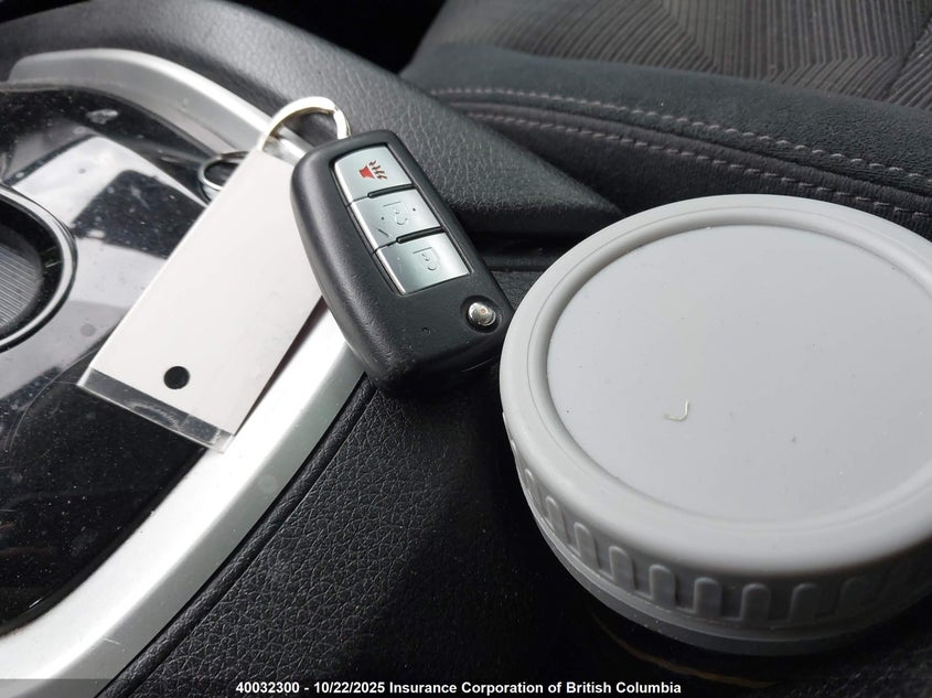 2015 Nissan Rogue S/Sl/Sv VIN: 5N1AT2MV0FC891536 Lot: 40032300