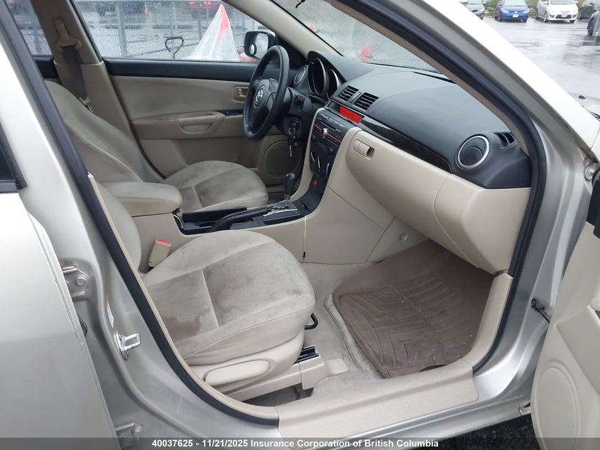 JM1BK32F481877540 2008 MAZDA 3 photo no. 5