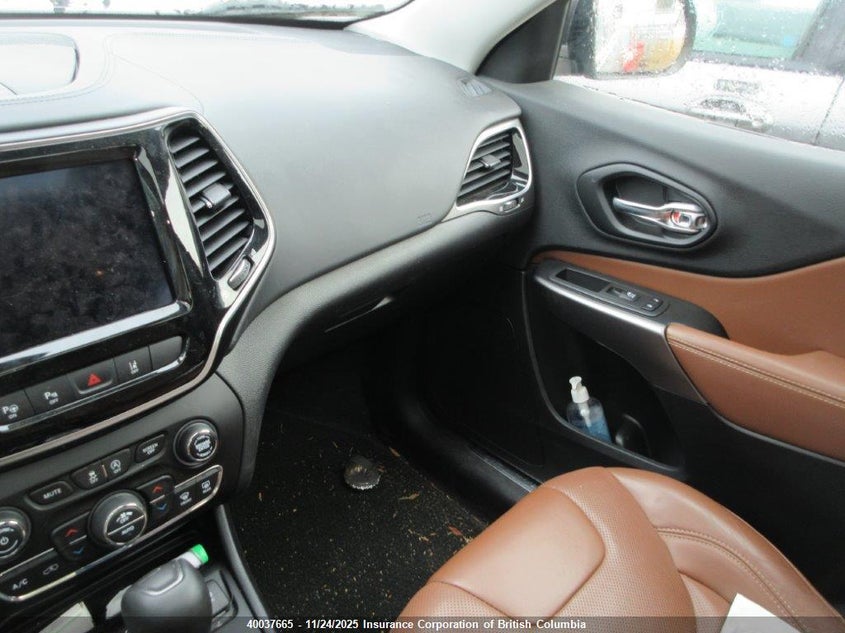 2019 Jeep Cherokee Overland VIN: 1C4PJMJX6KD442632 Lot: 40037665