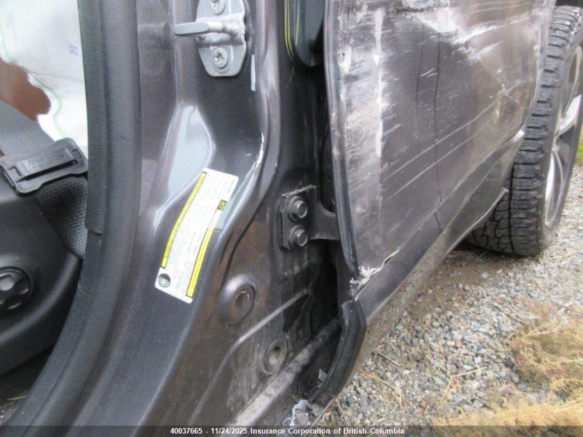 2019 Jeep Cherokee Overland VIN: 1C4PJMJX6KD442632 Lot: 40037665