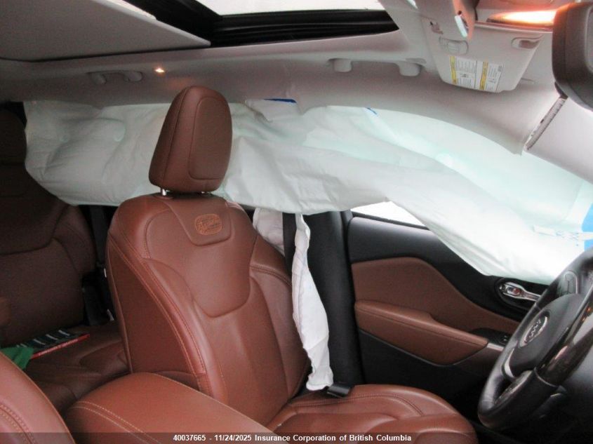 2019 Jeep Cherokee Overland VIN: 1C4PJMJX6KD442632 Lot: 40037665