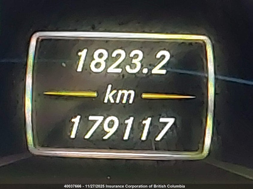 2012 Mercedes-Benz C 350 4Matic VIN: WDDGF8JB2CF921459 Lot: 40037666