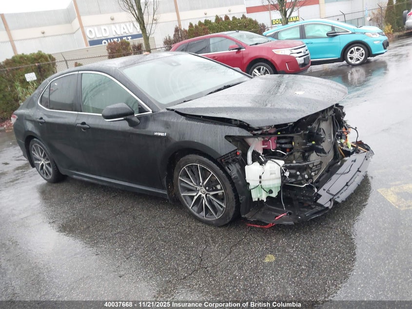 4T1B21HK6MU015837 2021 TOYOTA CAMRY photo no. 11