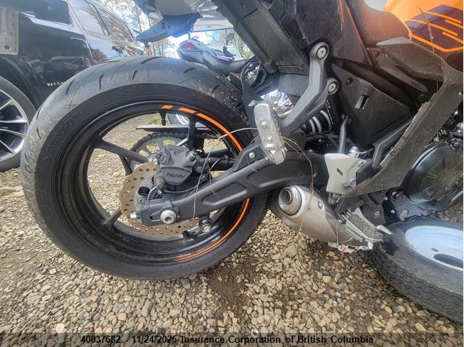 2025 Kawasaki Ex650 P VIN: ML5EXEP16SDAF8650 Lot: 40037682