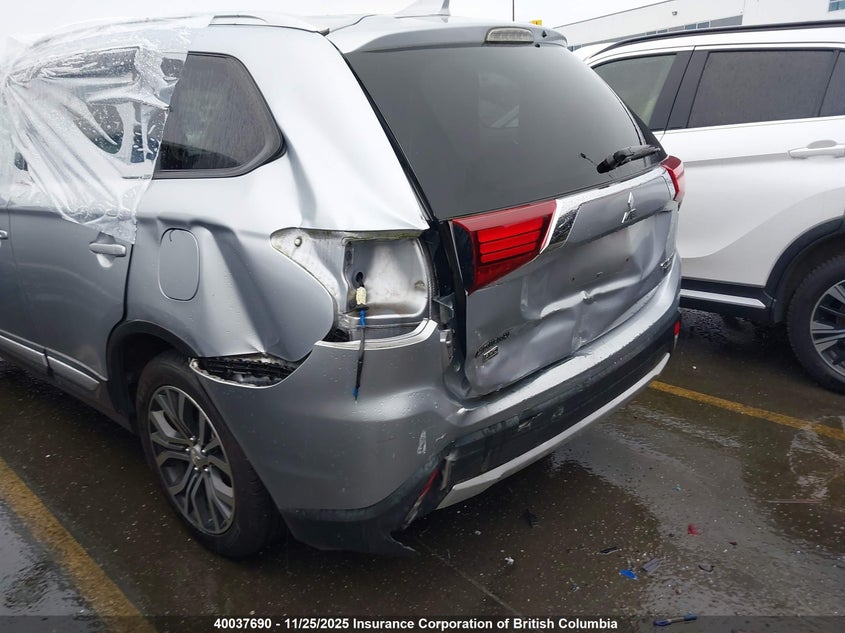 2017 Mitsubishi Outlander Es VIN: JA4AZ2A35HZ610363 Lot: 40037690