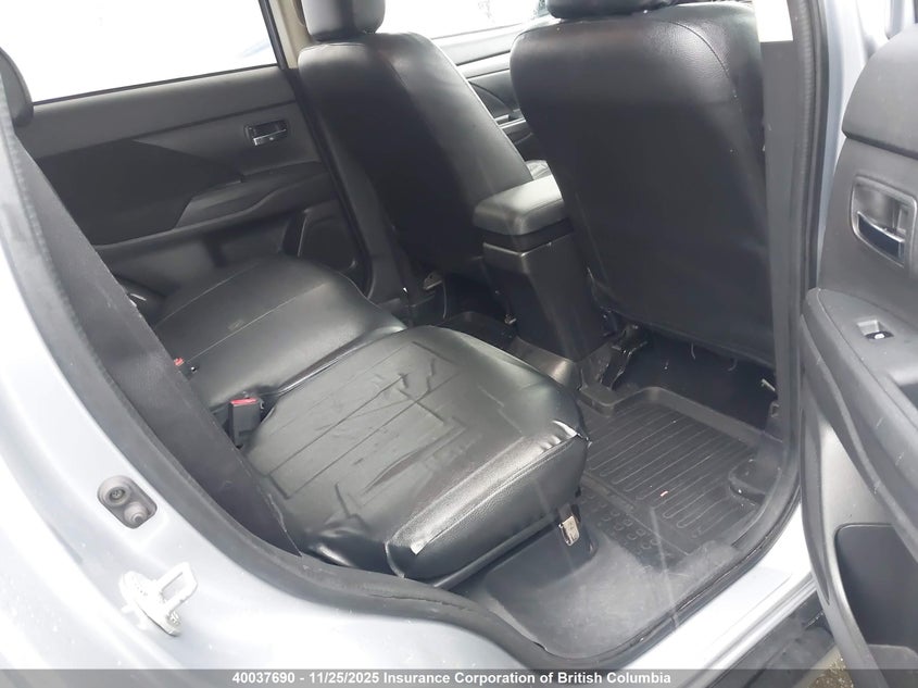 2017 Mitsubishi Outlander Es VIN: JA4AZ2A35HZ610363 Lot: 40037690