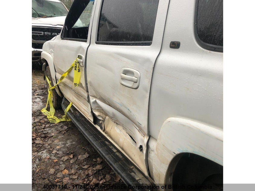 2002 Chevrolet Suburban K2500 VIN: 3GNGK26G62G129956 Lot: 40037710