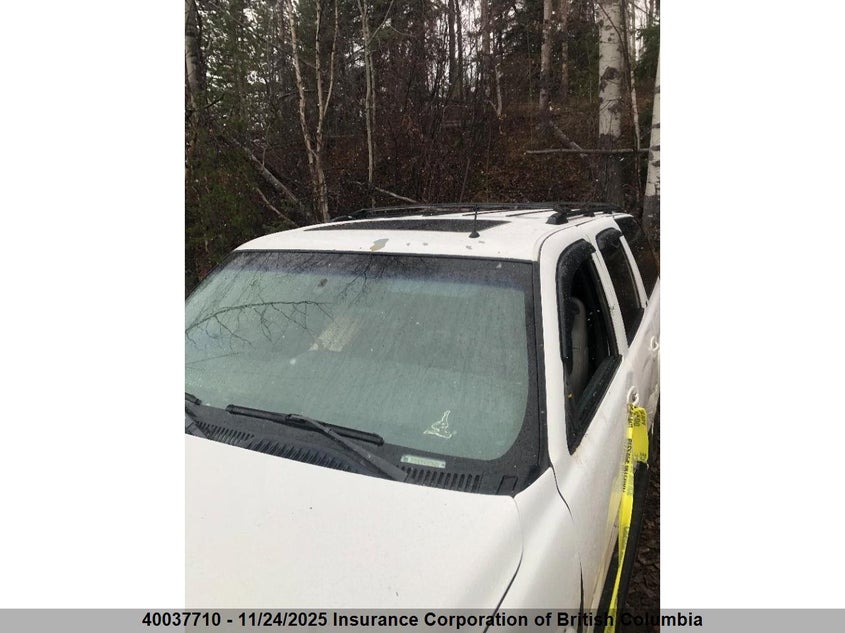 2002 Chevrolet Suburban K2500 VIN: 3GNGK26G62G129956 Lot: 40037710