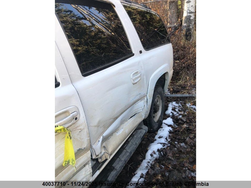 2002 Chevrolet Suburban K2500 VIN: 3GNGK26G62G129956 Lot: 40037710