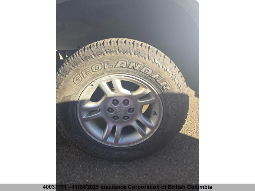 2002 Dodge Dakota Sport/Rt VIN: 1B7GL32X22S698975 Lot: 40037731