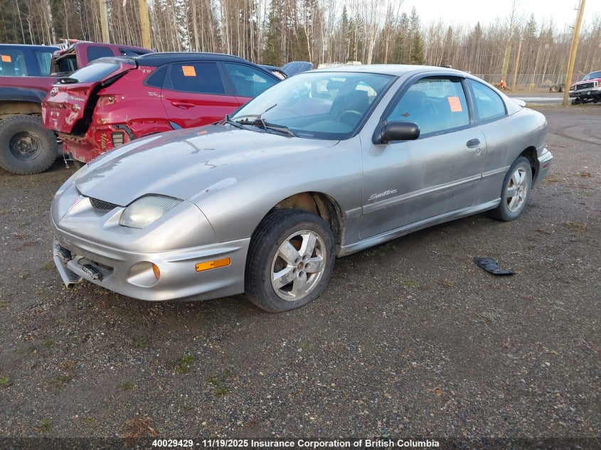 3G2JB12422S222348 2002 PONTIAC SUNFIRE photo no. 2