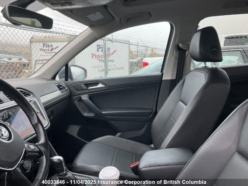 2019 Volkswagen Tiguan Se/Sel/Sel R-Line Jet-Black/Sel R-Line VIN: 3VV2B7AX7KM072936 Lot: 40033846