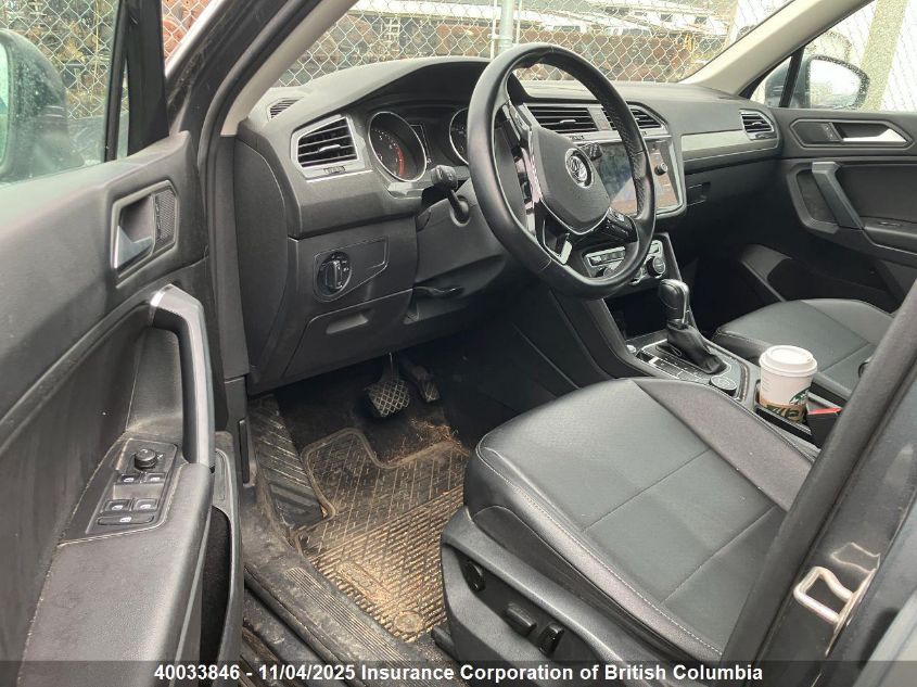 2019 Volkswagen Tiguan Se/Sel/Sel R-Line Jet-Black/Sel R-Line VIN: 3VV2B7AX7KM072936 Lot: 40033846
