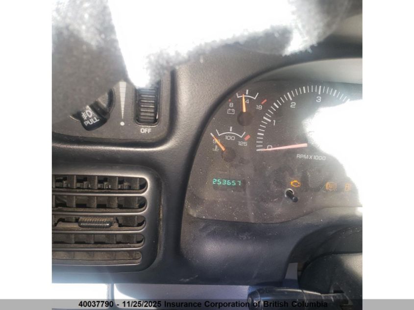 2001 Dodge Ram 2500 VIN: 1B7KF23Z81J578646 Lot: 40037790