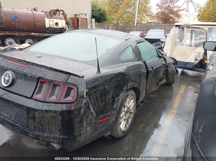 1ZVBP8AM9E5205389 2014 FORD MUSTANG photo no. 4