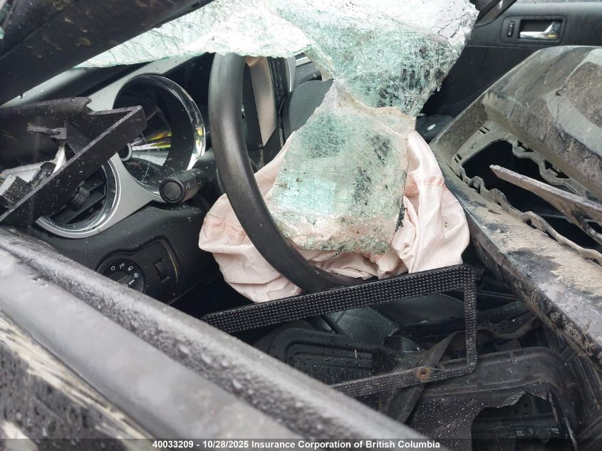 2014 Ford Mustang V6 Premium VIN: 1ZVBP8AM9E5205389 Lot: 40033209