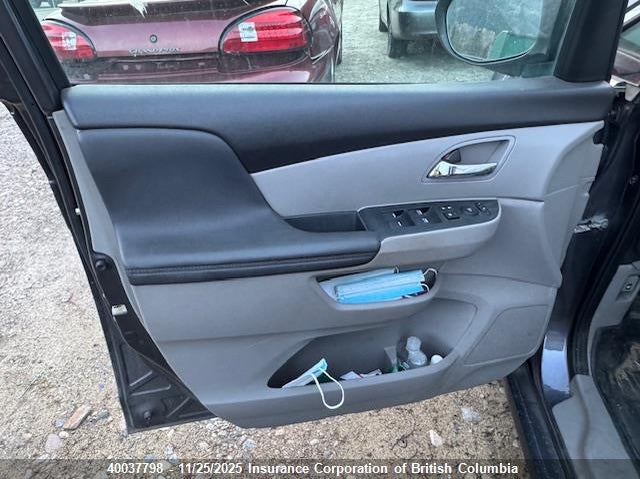 2016 Honda Odyssey Se VIN: 5FNRL5H3XGB509308 Lot: 40037798