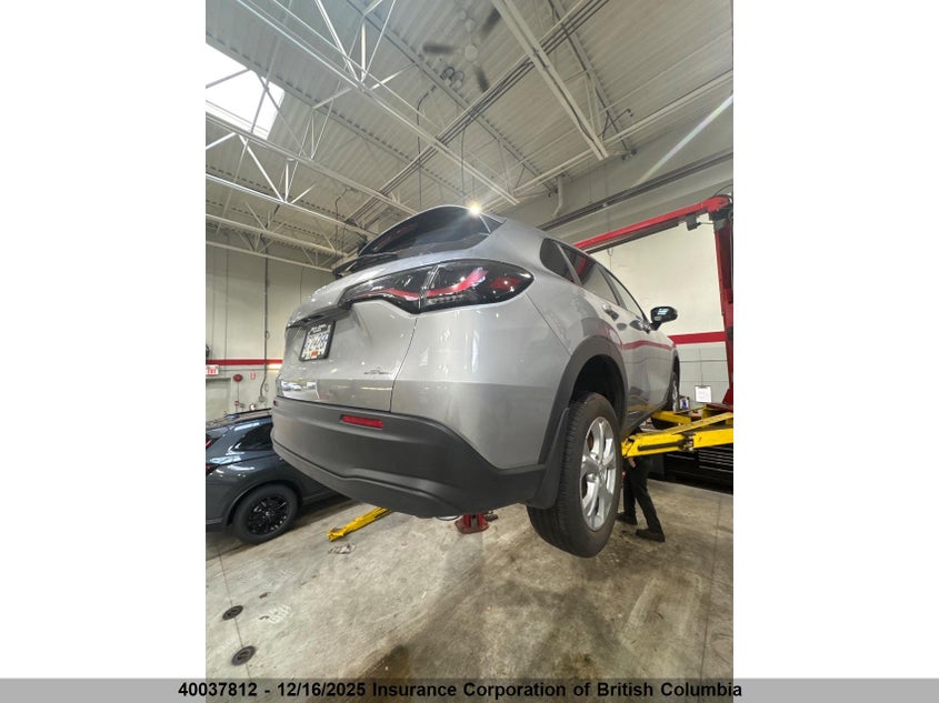 3CZRZ1H33SM100654 2025 HONDA HR-V photo no. 2